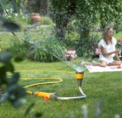 Hozelock Sproeilans & Gazonsproeier Flexi Spray 9 Hozelock Sproeilans & Gazonsproeier Flexi Spray -Tuinonderhoud Hozelock Flexi Spray 3 1