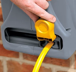 Hozelock Compact Slanghaspel Incl. 25 M Slang En Startset 8 Hozelock Compact Slanghaspel Incl. 25 M Slang En Startset -Tuinonderhoud Hozelock compacte haspel incl 25 mtr slang 3 1