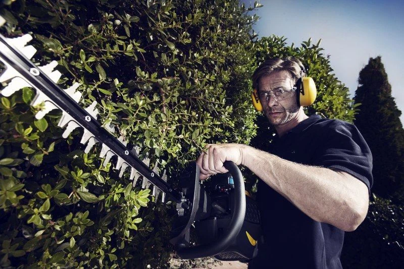 McCulloch Benzine Heggenschaar SuperLite 4528 5 McCulloch Benzine Heggenschaar SuperLite 4528 - Afbeelding 5