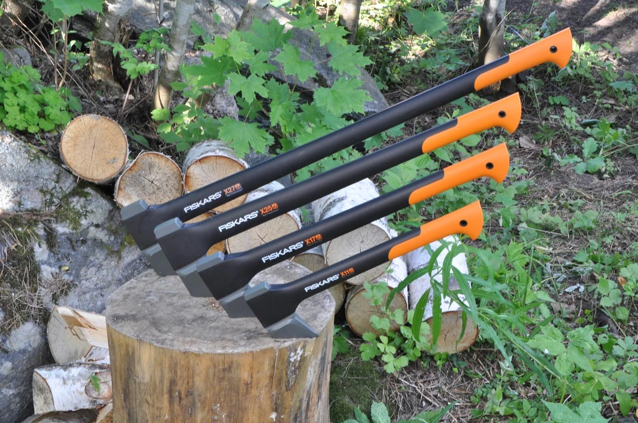 Fiskars Bijl X11 - 44 Cm 2 Fiskars Bijl X11 - 44 Cm - Afbeelding 2