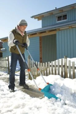 Gardena Sneeuwschuiver -Tuinonderhoud gardena sneeuwschuiver3