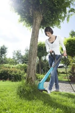 Gardena Elektrische Trimmer SmallCut 300/23 -Tuinonderhoud gardena trimmer 300 233